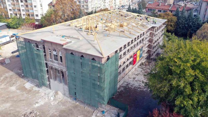 Başkan Altay Büyükşehir Belediyesi Taş Binayı Tanıttı