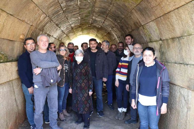 Tiyatrocular Antik Tiyatroya Hayran Kaldı