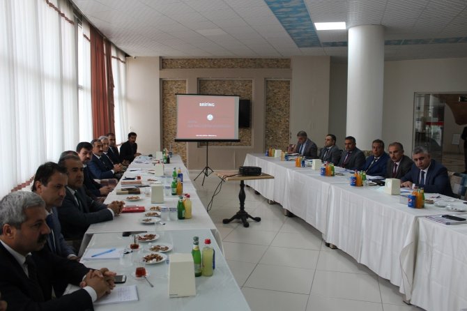 Milli Eğitim Müdürleri Kahta’da Bir Araya Geldi