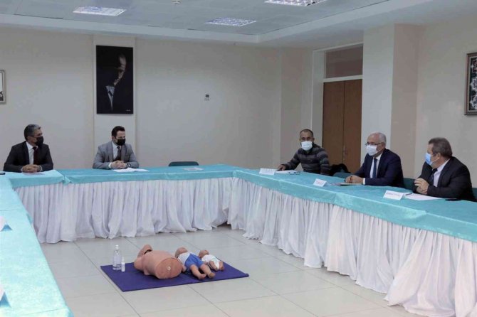 Milli Eğitim Çalışanlarına ‘İ̇lkyardım’ Eğitimi