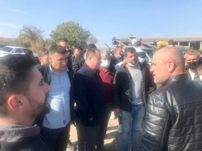 Almanya Merkezli Firmadan Paralarını Alamayan Üreticiler Eylemde