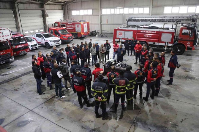 Niğde İ̇tfaiyesi Personeline Eğitim Verildi