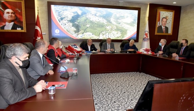 Omü İle Kızılay İş Birliği: Bebeklere Ve Çocuk Hastalara Büyük Destek