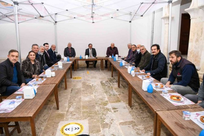 Demir: “Saathane Meydanı Tarihimizle Buluşma Projesidir”