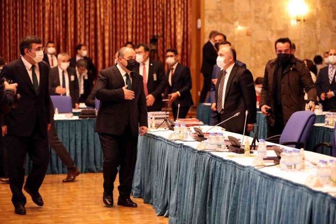Sanayi Ve Teknoloji Bakanı Varank: “(Togg) Hedeflendiği Şekilde İlk Araç, 2022’nin Sonunda Seri Üretim Bandından İnmiş Olacak”