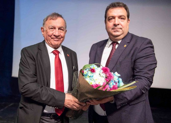 Adana’da Amatör Futbol Kulüplerine 207 Bin Tl Yardım