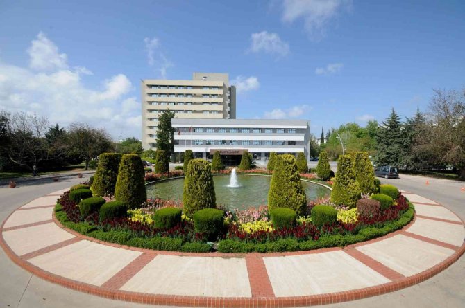 Dünyanın En Etkili Bilim İ̇nsanları Listesi’nde Aü’den 17 Akademisyen