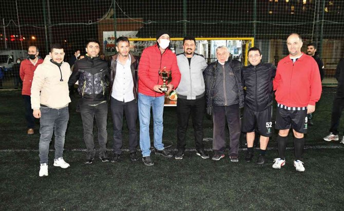 Tepebaşı’nda Turnuva Şampiyonu Mali Hizmetler Müdürlüğü Ekibi Oldu