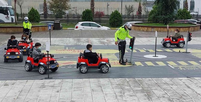 ’Mobil Trafik Eğitim Tırı’ Giresun’a Geldi
