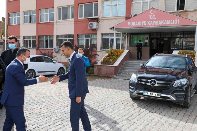 Edremit Kaymakamı Türkman’dan Muradiye Kaymakamı Savar’a Ziyaret