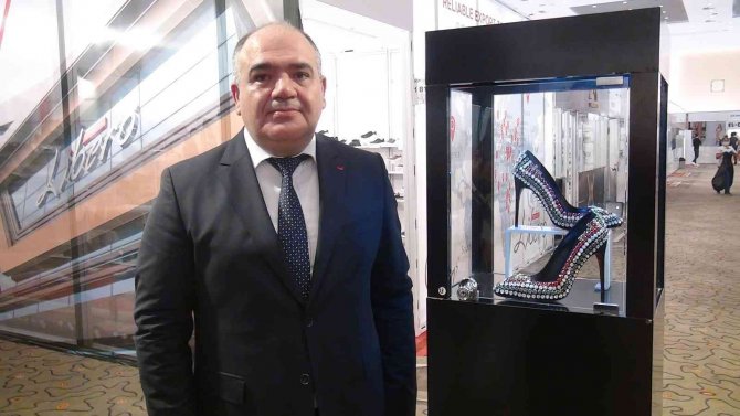 Çin’den Umudu Kestiler, Ayakkabıda Türkiye’yi Tercih Ettiler