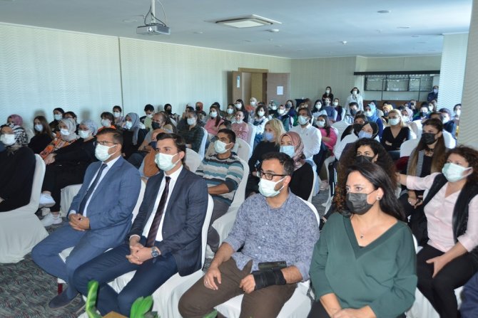 74 Personele Yönelik Yenidoğan Eğitimi Verildi