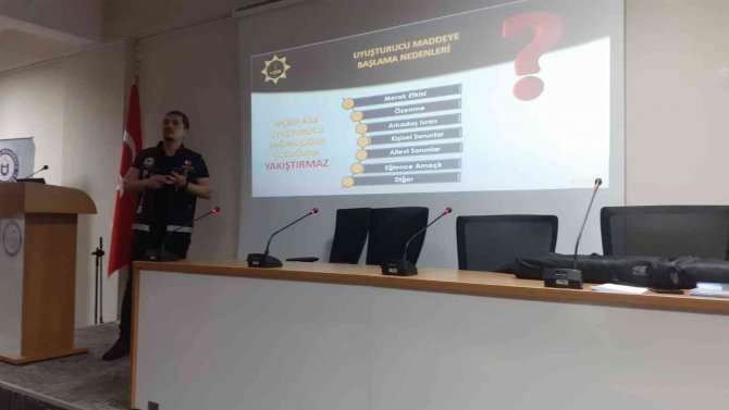 Buharkent Myo’da Madde Bağımlığı Semineri Düzenlendi