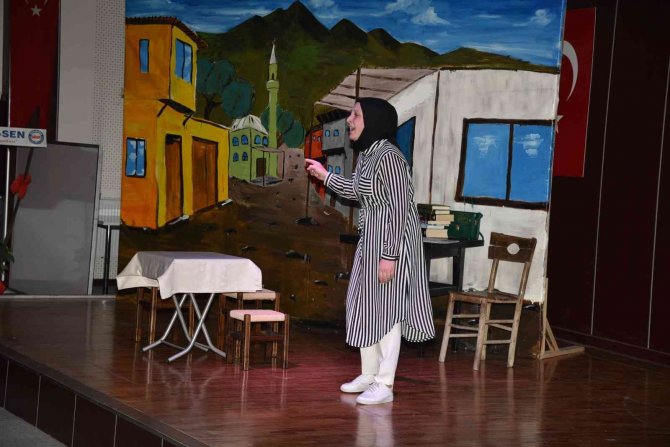 15 Temmuz Demokrasi Ve Milli Birlik Günü Şehitleri Anıldı