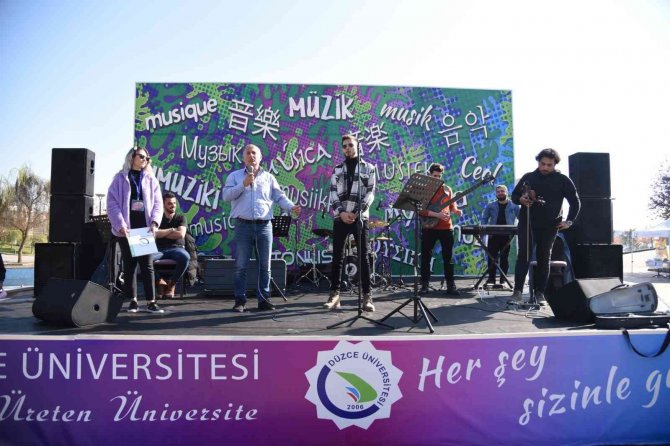 Müzik Durağı Konserleri Tüm Hızıyla Devam Ediyor