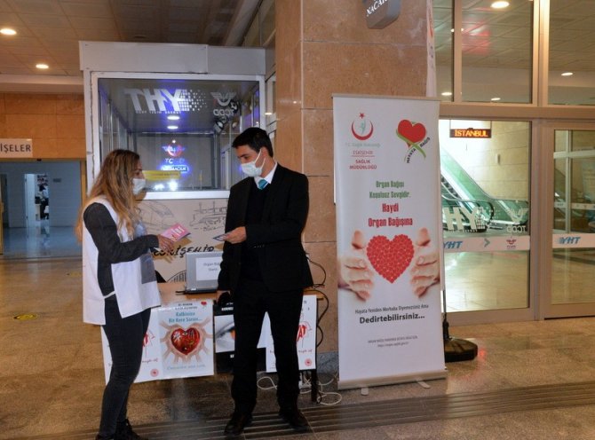 Eskişehir Tren Garı’nda Organ Ve Doku Bağışı Bilgilendirme Standı Kuruldu