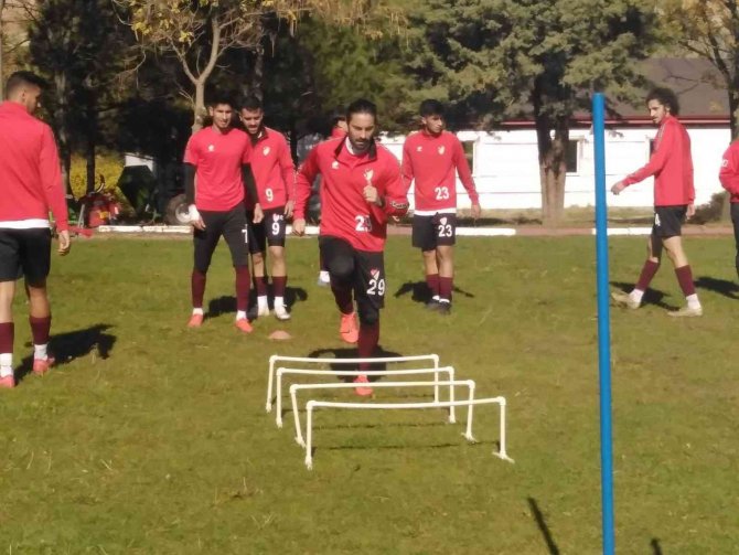 Elazığspor’da 3 Futbolcu Sarı Kart Sınırında