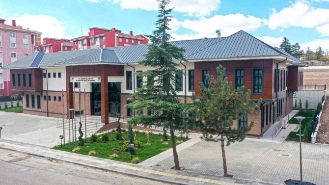 Altınevler Gençlik Merkezi Açılış İçin Gün Sayıyor