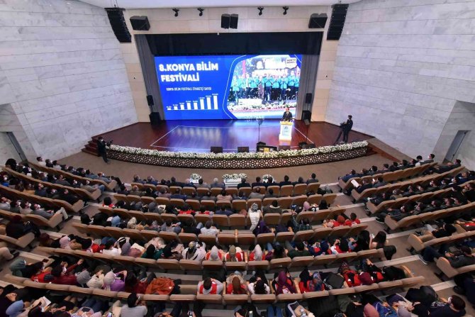 Başkan Altay Gençlik Çalışmalarını Anlattı, Genç Kültür Kart’ı Tanıttı