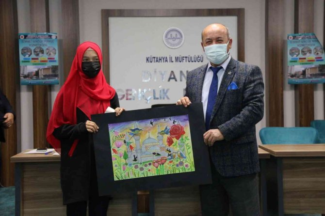 Kütahya’da Yarışmalarda Dereceye Giren Öğrenciler Ödüllendirildi