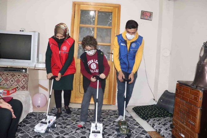 Lösemi Hastası Ömer’e Jest