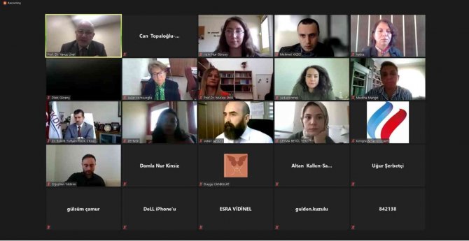 Prof. Dr. Komsuoğlu: “Kırsaldan Kente Olan Yoğun Göç Kadına Şiddetin Nedenlerinden Biri”