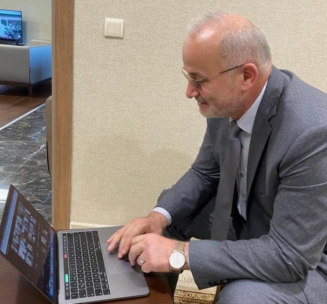 Prof. Dr. Komsuoğlu: “Kırsaldan Kente Olan Yoğun Göç Kadına Şiddetin Nedenlerinden Biri”