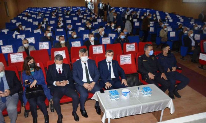 Muhtarlara ’Kadına Yönelik Şiddetle Mücadele’ Toplantısı