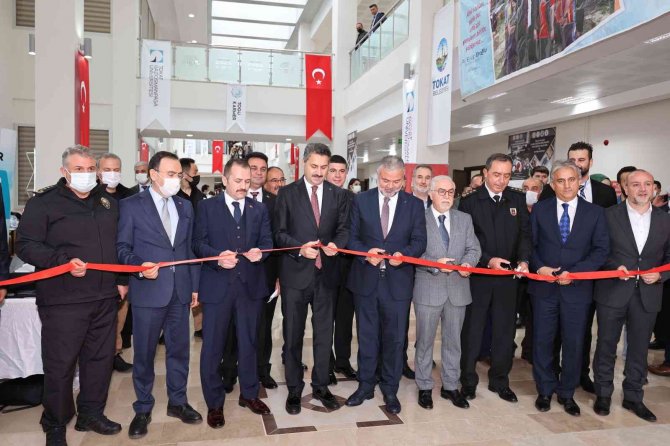 Tokat’ta Kariyer Fuarı Açıldı