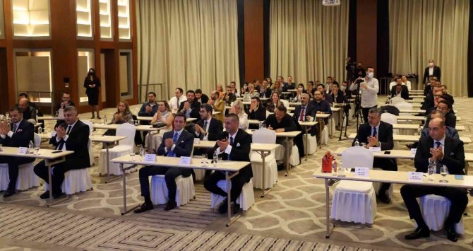 Tügi̇ad Başkanı Nilüfer Çevikel: "Üretmemiz İçin Sanayicilerin Ve Gençlerin Desteklenmesi Gerekiyor"