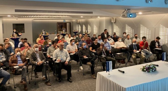 Bu Hastalık Futbolcular İçin Değil: Dizden Gelen "Tık" Sesine Dikkat