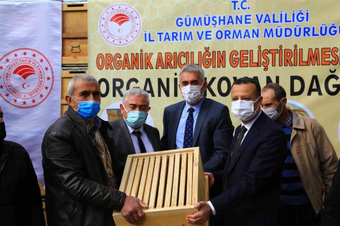 Gümüşhane’de Organik Arıcılığa Kovan, Meralara Sıvat Desteği