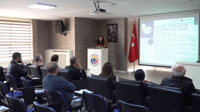 Kdz. Ereğli’de ‘İ̇şletmelerde Kvkk Ve Yükümlülükler’ Konulu Seminer Verildi