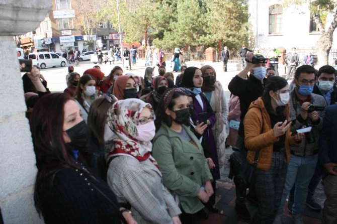 Karahisar’ı Susuzluktan Kurtaran ’Kadınanalar’ Kadınlar Tarafından Yad Edildi