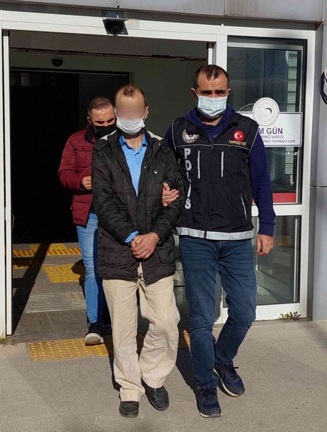 Uyuşturucu Ticaretinden 1 Kişi Gözaltına Alındı