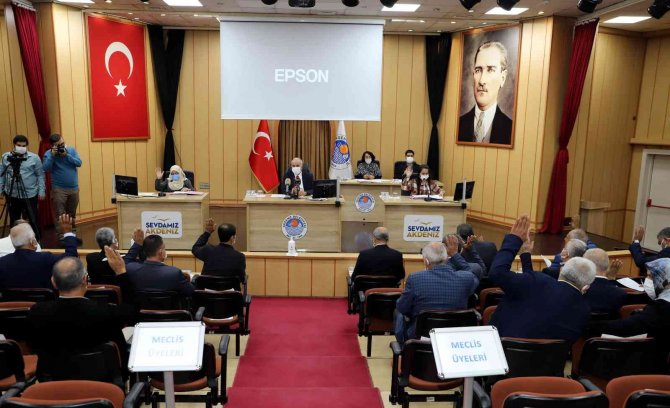 Başkan Gültak: “Asfalt Tesislerimizin Tamamlanmasıyla Akdeniz’de Atağa Geçeceğiz”
