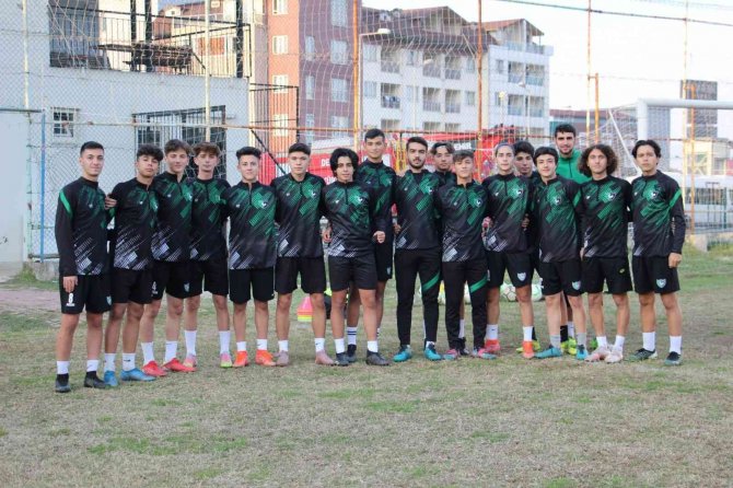 Ali Yalçın: "Üst Liglerde Seyirci Alınıyor Gelişim Ligi’nde Neden Alınmıyor"