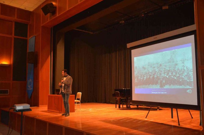 Anadolu Üniversitesi’nden Çok Sesli Müzik Eğitimi