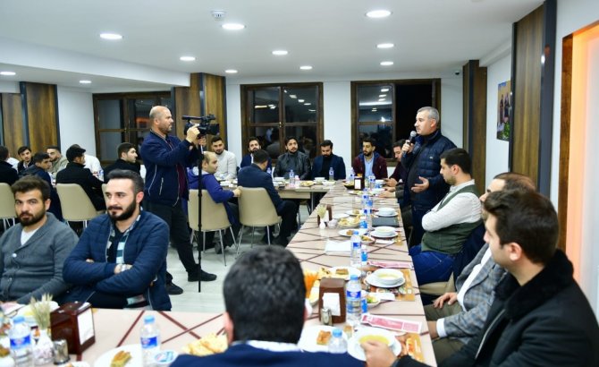 Başkan Çınar, Ak Partili Gençleri Ağırladı