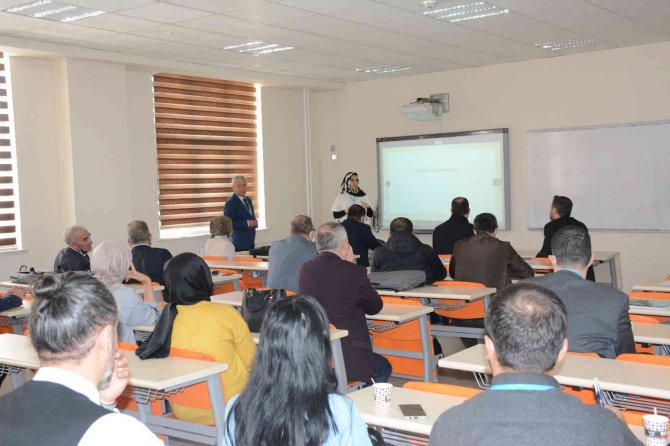 "Uluslararası Pomza Ve Perlit Sempozyumu" 2. Gün Programı Başladı