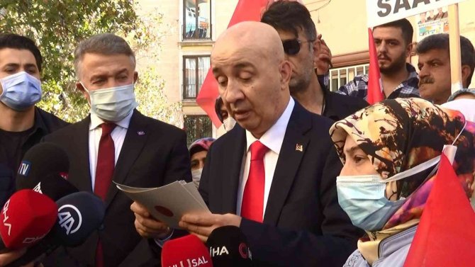 Cumhurbaşkanı Başdanışmanı Aslan, Evlat Nöbetindeki Ailelerle Buluştu