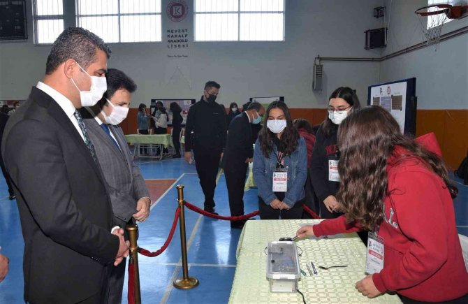 4006 Bilim Fuarı Sergisi Açıldı