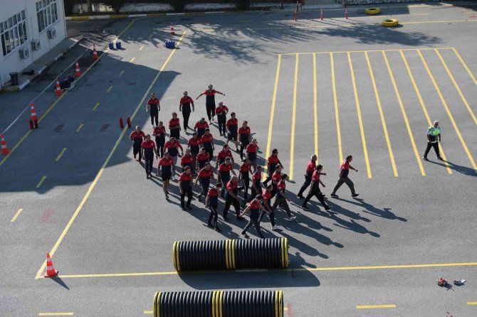 İ̇tfaiyeden Zorlu Parkur