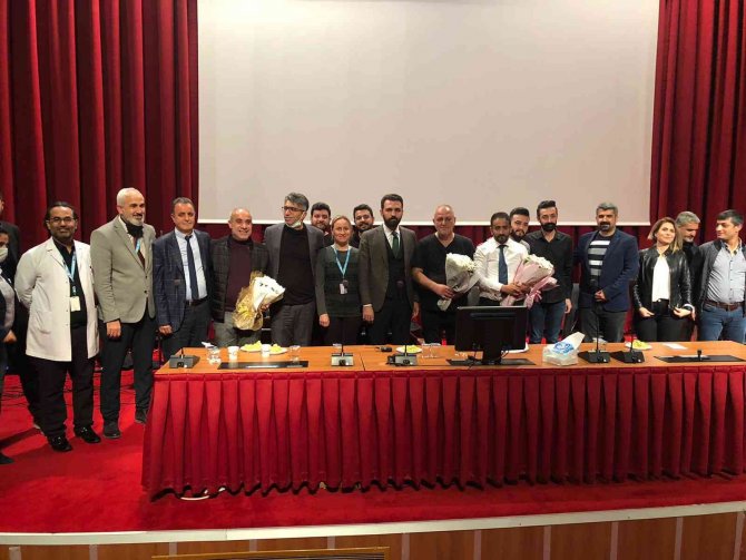 Diyarbakır’da Hastane Çalışanlarına Müzikli Moral