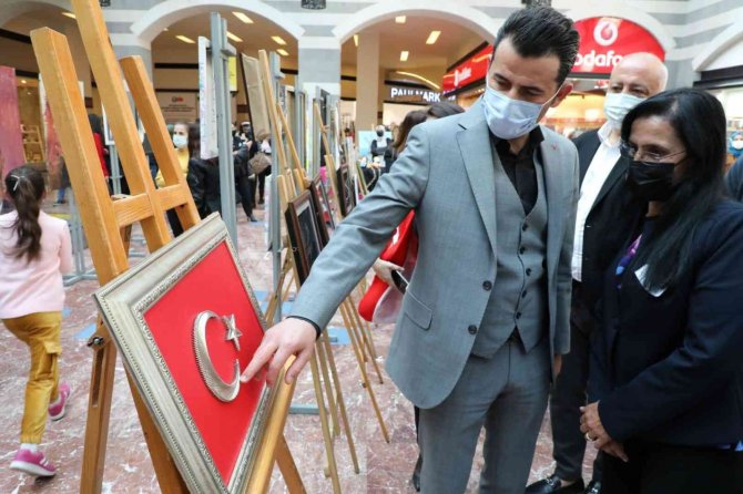 Adem’li Kadınlar Hünerlerini Sergiledi