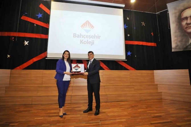 Fadıloğlu Öğrencilere Öğüt Verdi