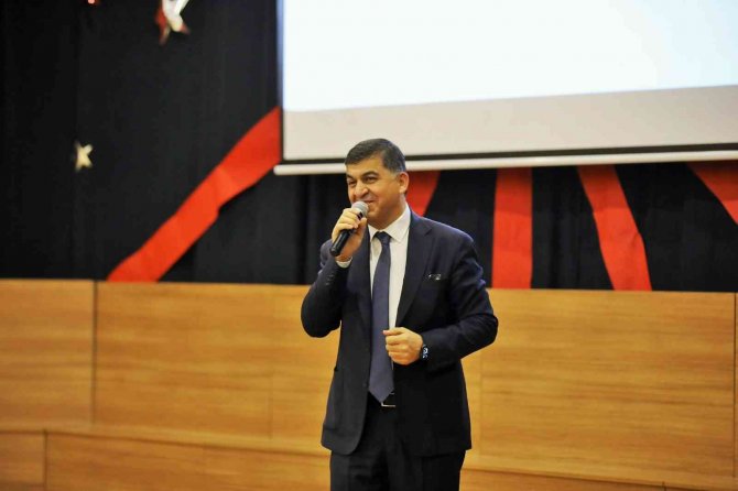 Fadıloğlu Öğrencilere Öğüt Verdi