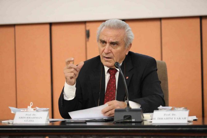 Gaün’de Yunus Emre Anadolu Konferansları