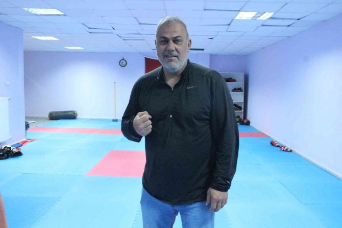 Gençler Avrupa Kick Boks Şampiyonası’na Elazığ’dan 3 İsim Katıldı
