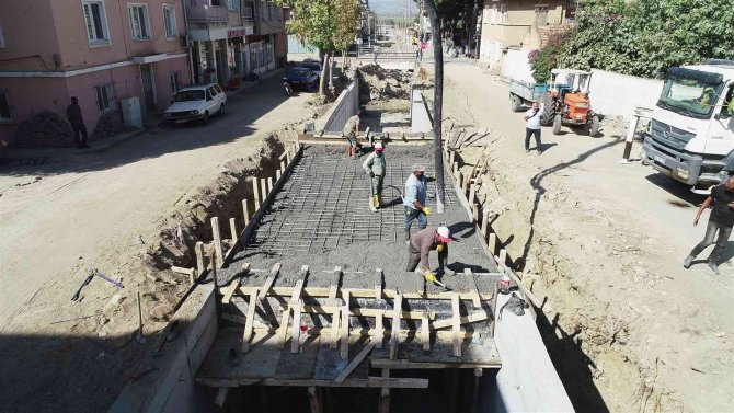 Kocababa Deresi’nde Islah Çalışmaları Devam Ediyor